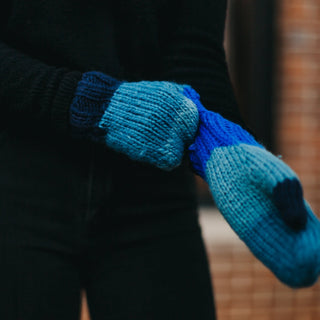 CURE Mittens (Blue)- Wholesale - Pretty Simple