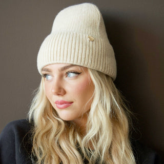 Wool beige beanie hat